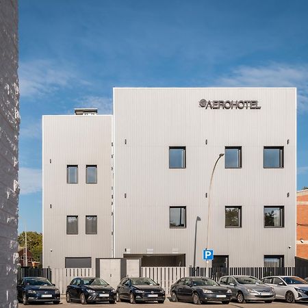 Aerohotel Barcelona Airport 24H エル・プラー・デ・ジョブレガット エクステリア 写真