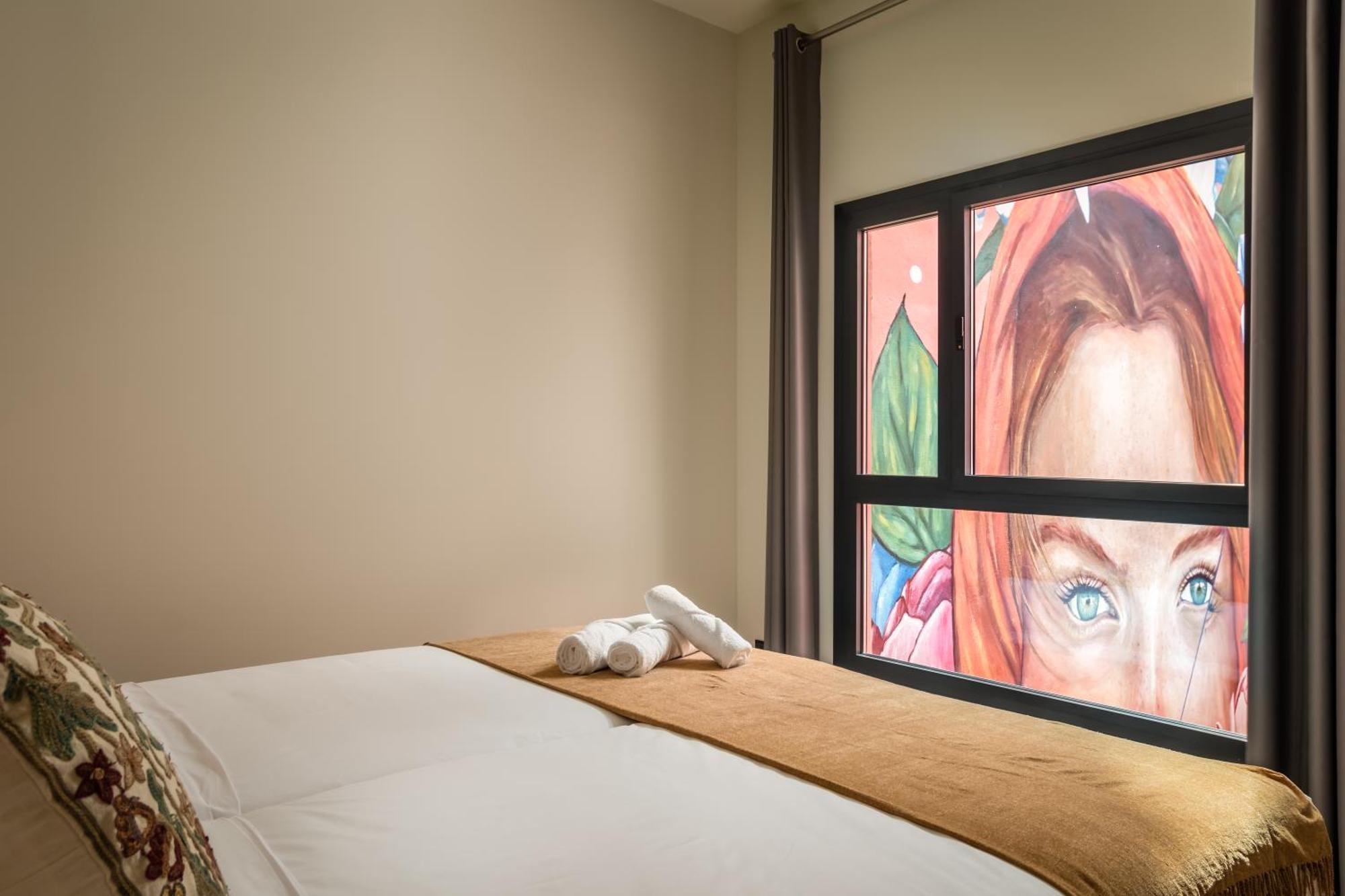 Aerohotel Barcelona Airport 24H エル・プラー・デ・ジョブレガット エクステリア 写真