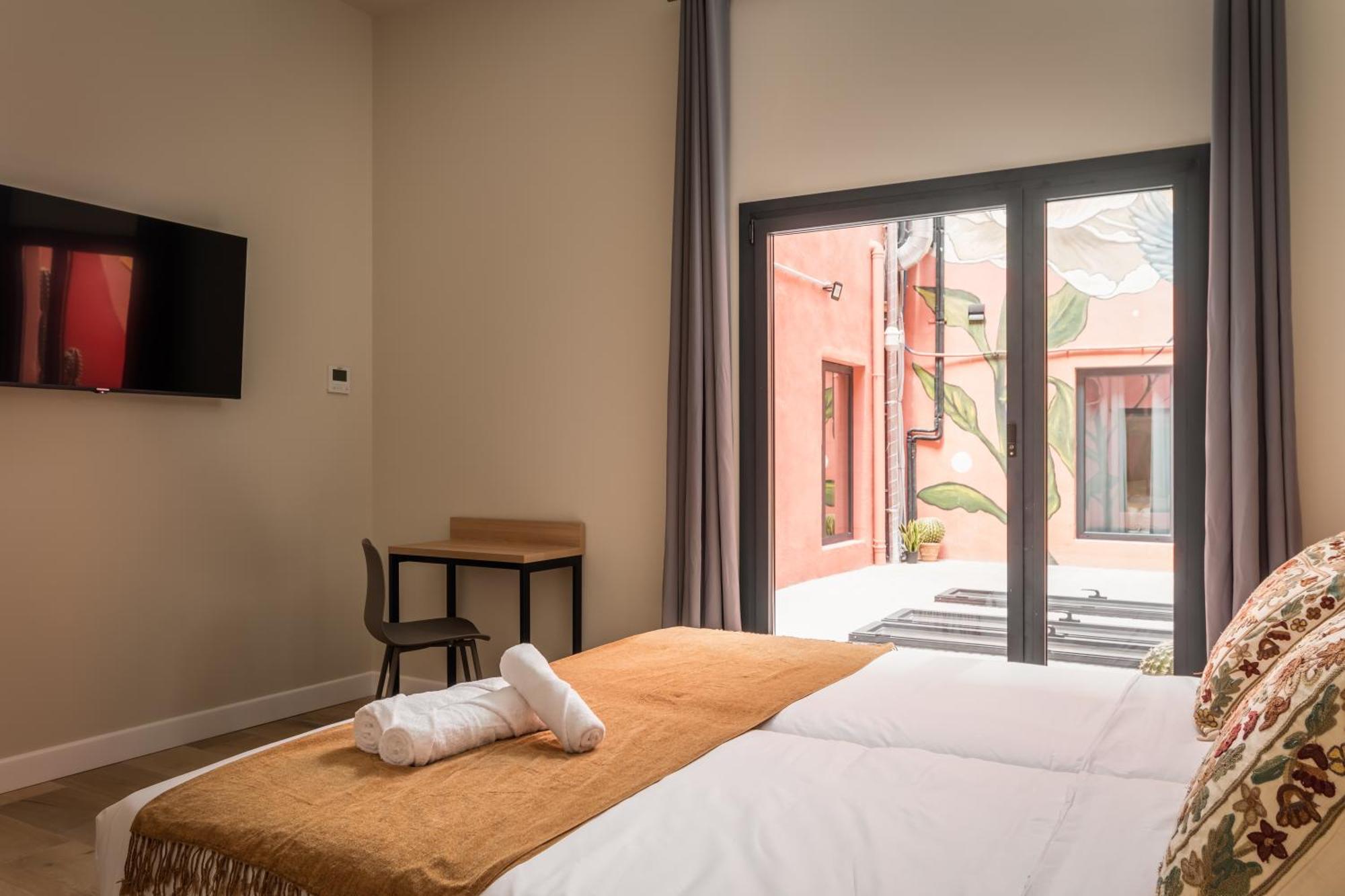 Aerohotel Barcelona Airport 24H エル・プラー・デ・ジョブレガット エクステリア 写真